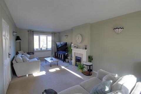 undefined, Limekiln Grove, Highnam, Gloucester