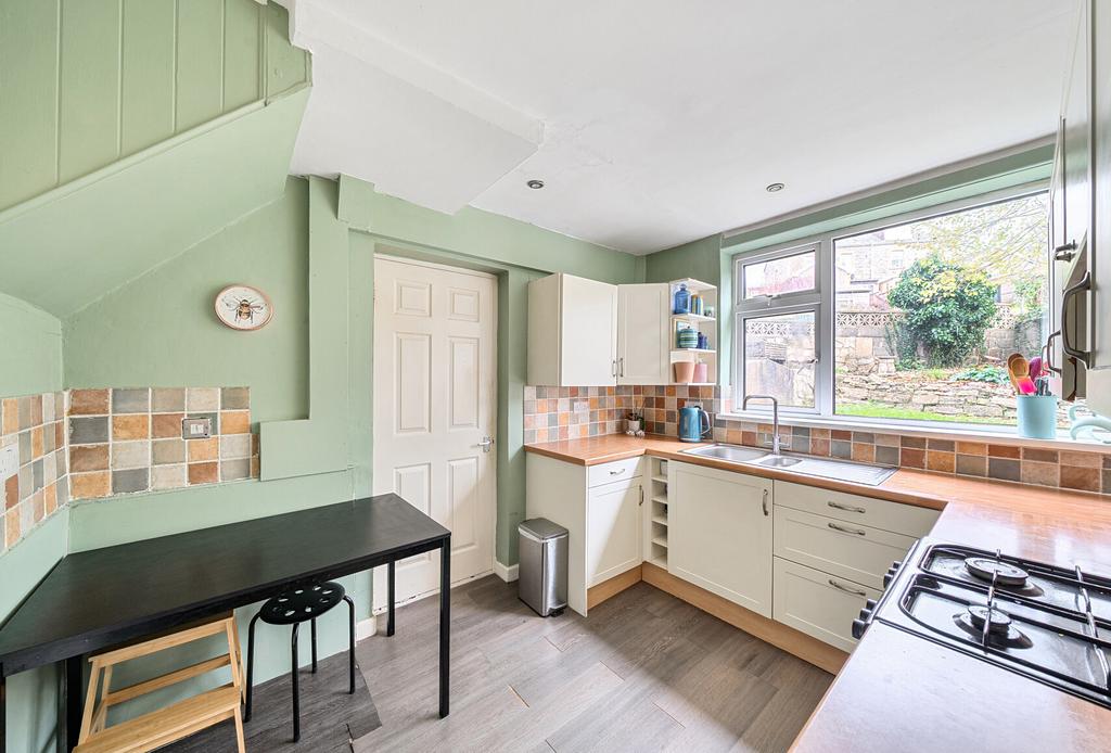 1385967-8-6929c3c...