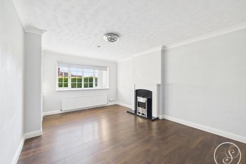 3 bedroom detached house for sale, Cranewells Drive, Leeds
