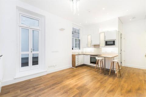 Studio for sale, Ennismore Gardens, London SW7