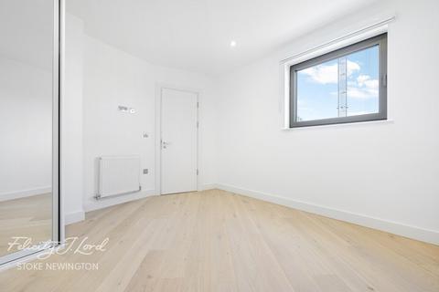 3 bedroom apartment to rent, Trego Road, LONDON