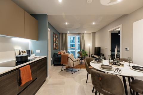 2 bedroom apartment to rent, at New York Square, 1401 Rhodes East, Quarry Hill LS2