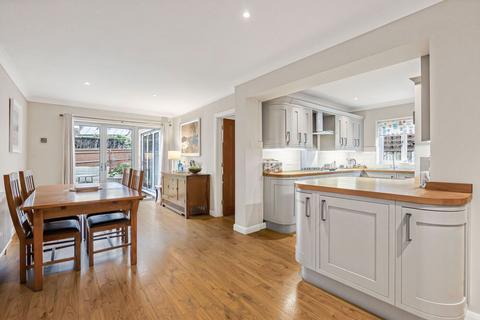 4 bedroom detached house for sale, Meadow Close, Goring RG8