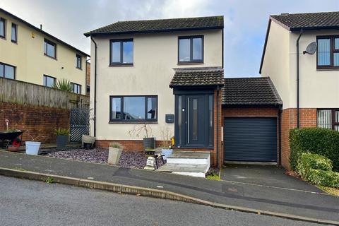 undefined, Oaklands, Bideford EX39