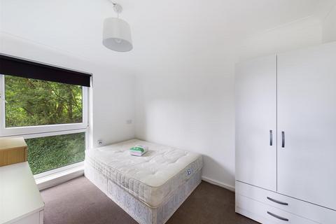 undefined, Highbrooke Close, Brighton