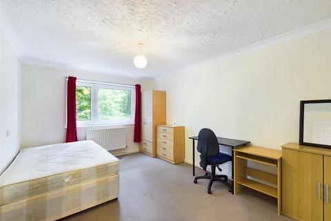 undefined, Highbrooke Close, Brighton