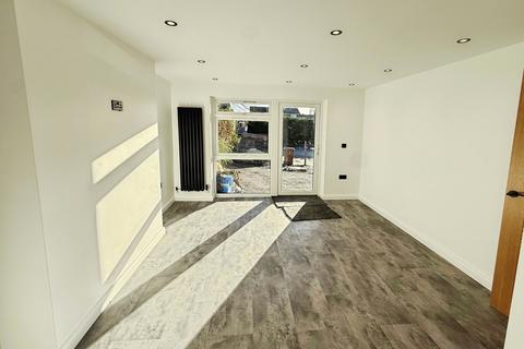 2 bedroom townhouse for sale, Weston Close, Hinckley