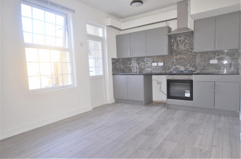 Kitchen &amp; Dinning