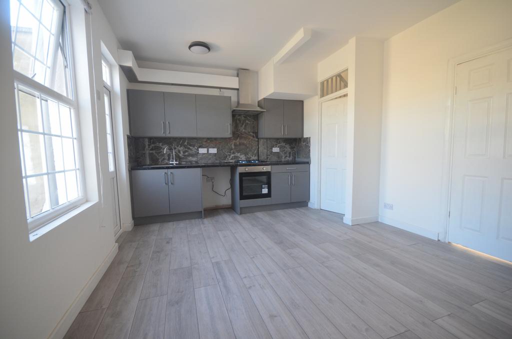 Kitchen &amp; Dinning