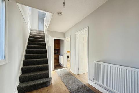 3 bedroom end of terrace house to rent, Westfield Road, Banwell BS29