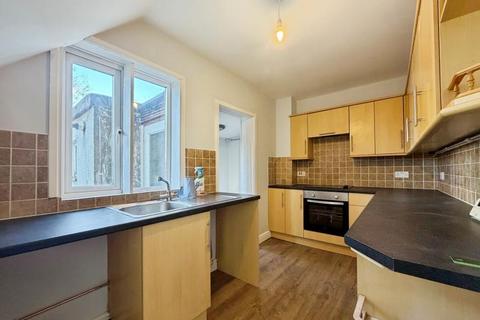 3 bedroom end of terrace house to rent, Westfield Road, Banwell BS29