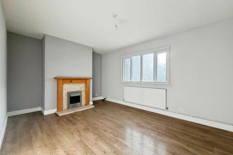 3 bedroom end of terrace house to rent, Westfield Road, Banwell BS29