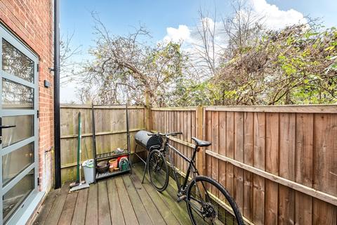 1 bedroom flat to rent, Elm Grove, London, SW19