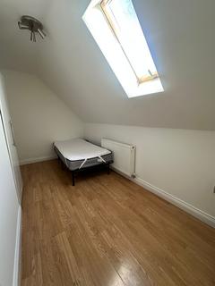 undefined, 14 Albert Gardens, Luton