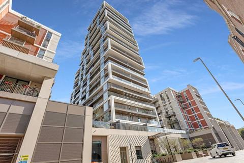 3 bedroom flat to rent, Coda Residence, Battersea, LONDON, SW11