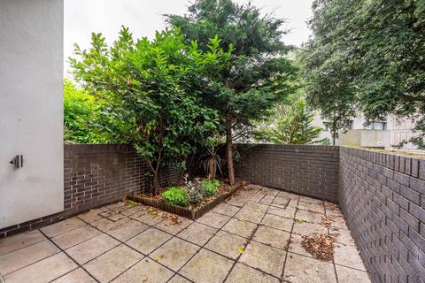 undefined, Clarence Lane, Roehampton, London, SW15