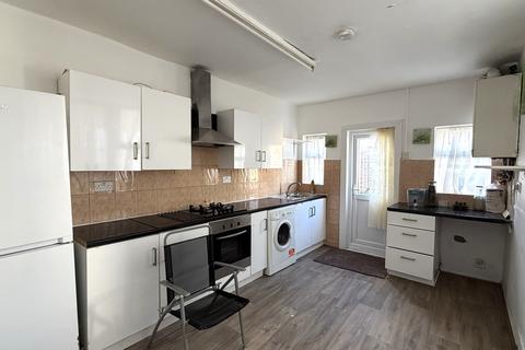 undefined, Fourth Avenue, London E12