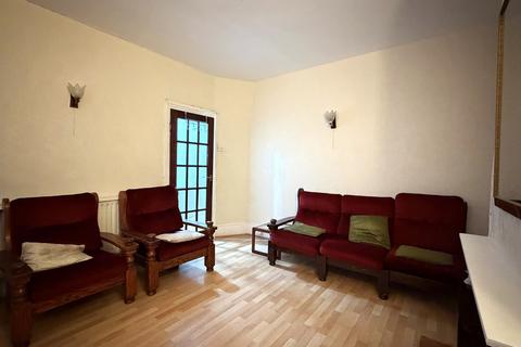 undefined, Fourth Avenue, London E12