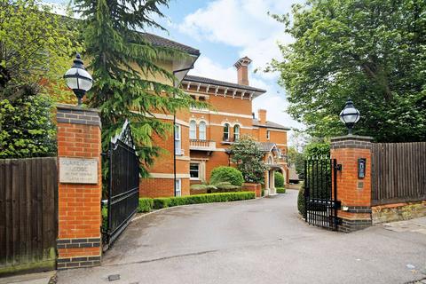 undefined, The Downs, Wimbledon, London, SW20