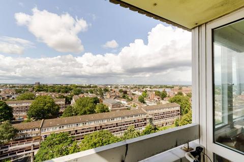 2 bedroom flat to rent, St Peters Road, Kingston, Kingston upon Thames, KT1