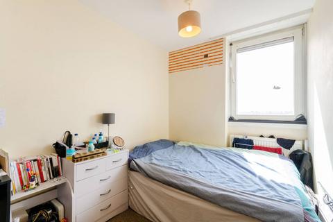 undefined, St Peters Road, Kingston, Kingston upon Thames, KT1