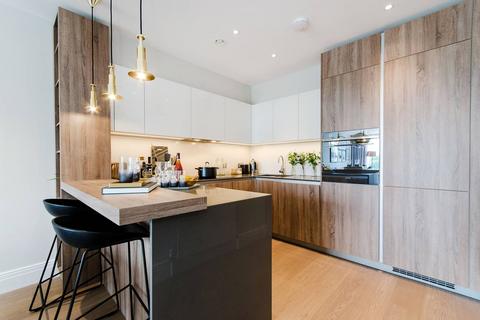undefined, Queenshurst, Kingston, Kingston upon Thames, KT2