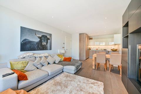 2 bedroom flat to rent, Queenshurst, Kingston, Kingston upon Thames, KT2