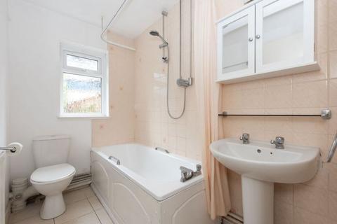 1 bedroom flat for sale, Glenhurst Road, Brentford, TW8