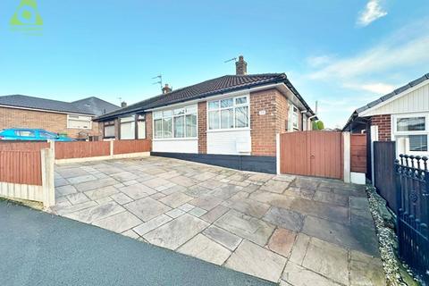 3 bedroom bungalow for sale, Collins Lane, Westhoughton, BL5 2HB