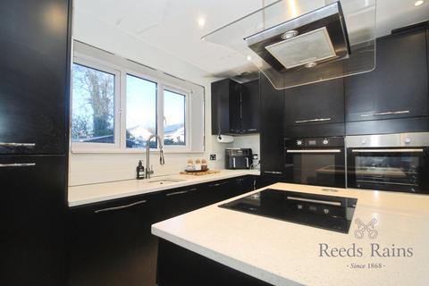 undefined, Markfield Crescent, Merseyside L25