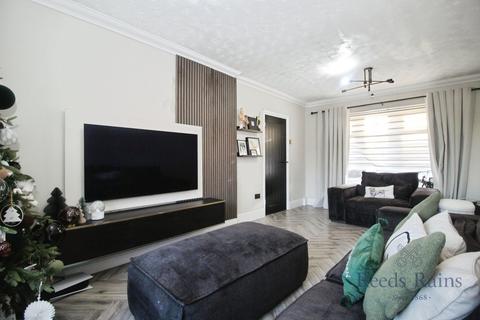 undefined, Markfield Crescent, Merseyside L25