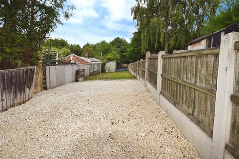 3 bedroom end of terrace house to rent, Nottingham Road, Alfreton DE55
