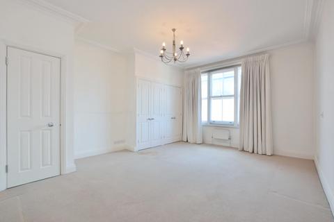 3 bedroom flat to rent, Lincoln Court, 42 Maida Vale, London, W9
