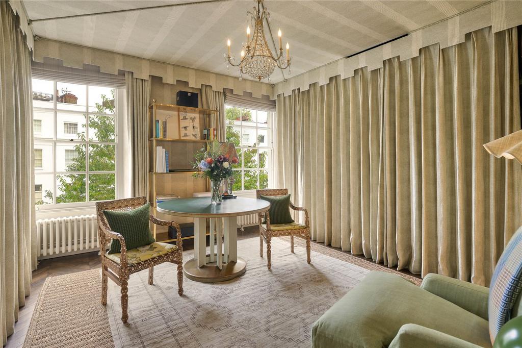 Dressing/Bedroom 2