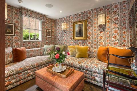 4 bedroom terraced house for sale, Walton Place, London, SW3