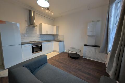 1 bedroom ground floor maisonette to rent, Middleton Hall Road, Cotteridge, Birmingham, B30
