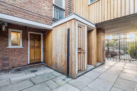 undefined, Saint Andrews Square, W11