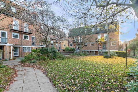 undefined, Saint Andrews Square, W11