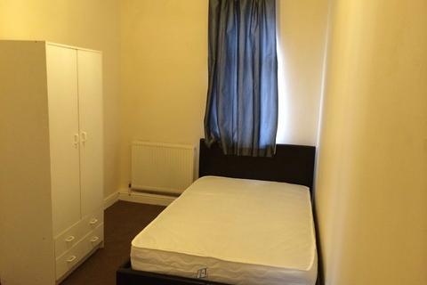 undefined, North Hill Road, Leeds LS6