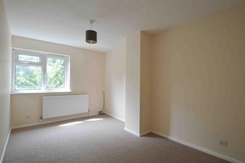 3 bedroom terraced house to rent, Rutland Court, Haverhill CB9