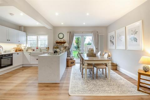 undefined, Hillsway Crescent, Mansfield