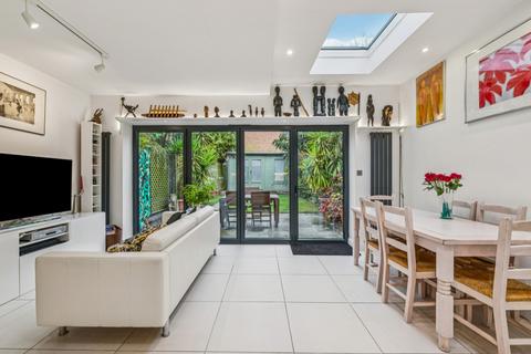 undefined, Rothschild Road, London, W4