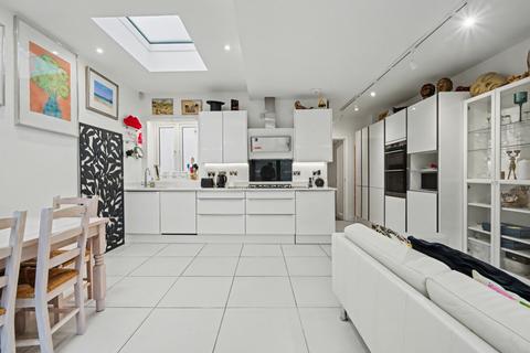 undefined, Rothschild Road, London, W4