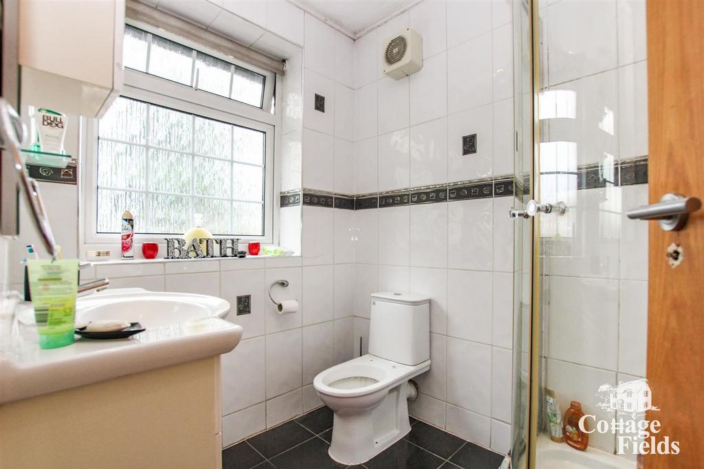 Shower room.JPG