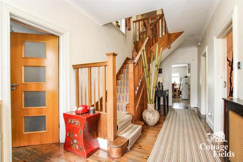 5 bedroom house to rent, Wynchgate, London, N14