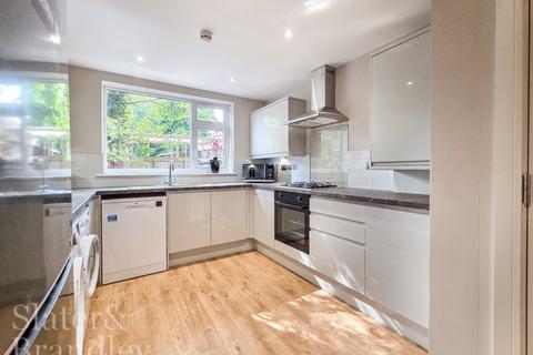 1 bedroom in a house share to rent, 22 Melton Road, West Bridgford, Nottingham, Nottinghamshire, NG2