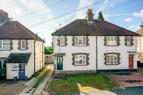 2 bedroom semi-detached house for sale, Cavendish Road, Markyate, AL3