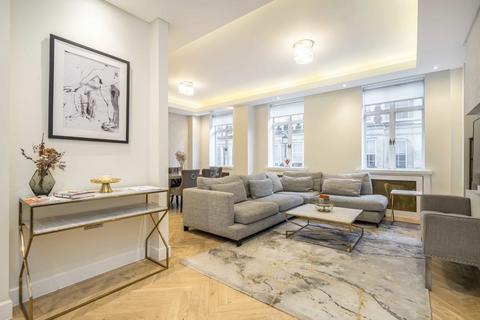 2 bedroom flat to rent, Park Street, London W1K
