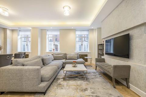 2 bedroom flat to rent, Park Street, London W1K