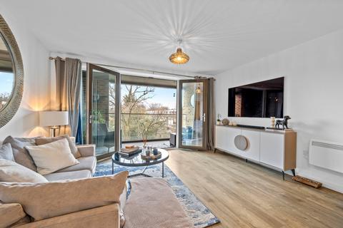 1 bedroom apartment to rent, Spitfire Chase, Walton-on-Thames, KT12